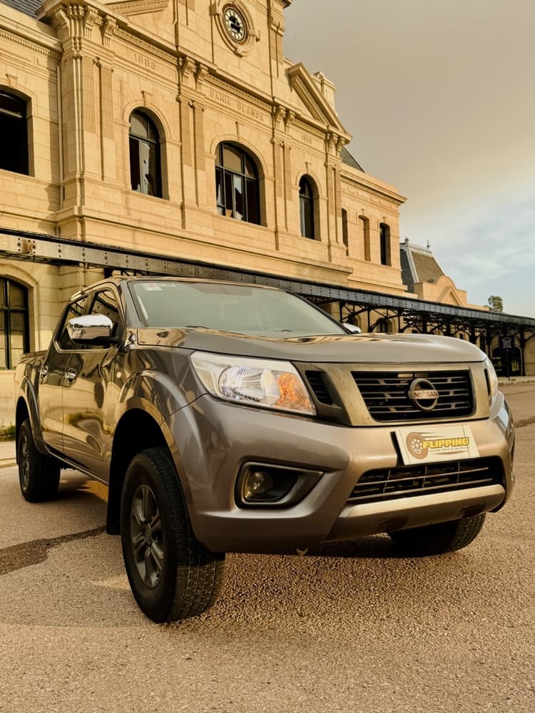Nissan Frontier XE